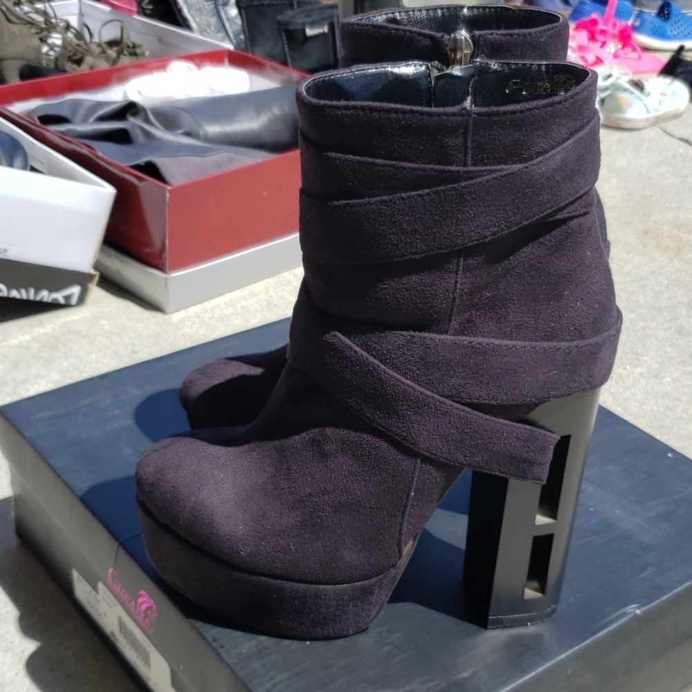 🆕️Booties - Picture 4 of 4